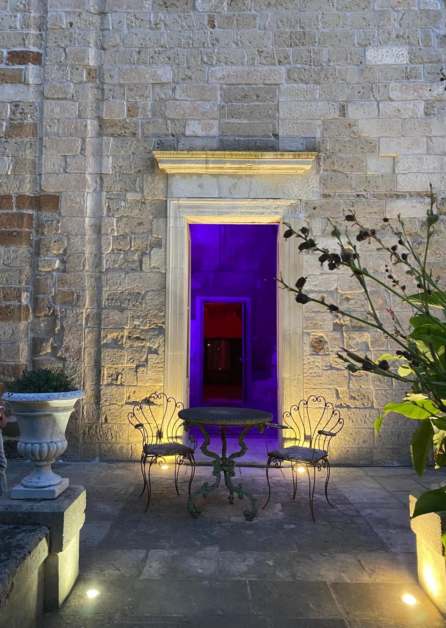 Palazzo De Carlo E Il Parco Dei 7 Pozzi Bed & Breakfast Лече Екстериор снимка